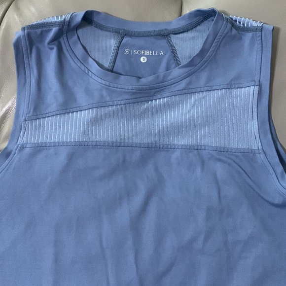 Sofibella Sleeveless Women's Tennis top - Picture 4 of 10